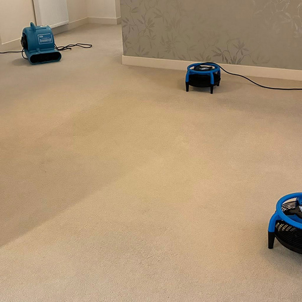 Commercial floor cleaning example in Grimsby